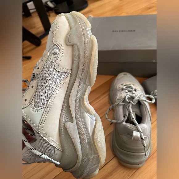 Balenciaga tripleS - Picture 3 of 6